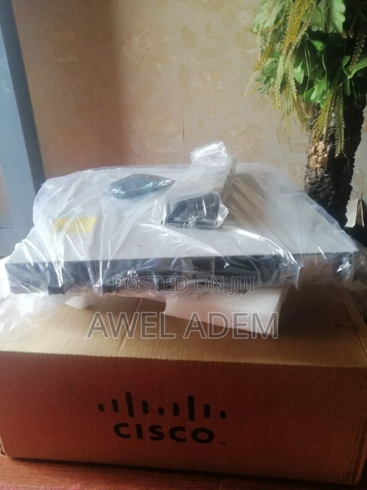 Cisco C9300-48p-a - Catalyst Switch