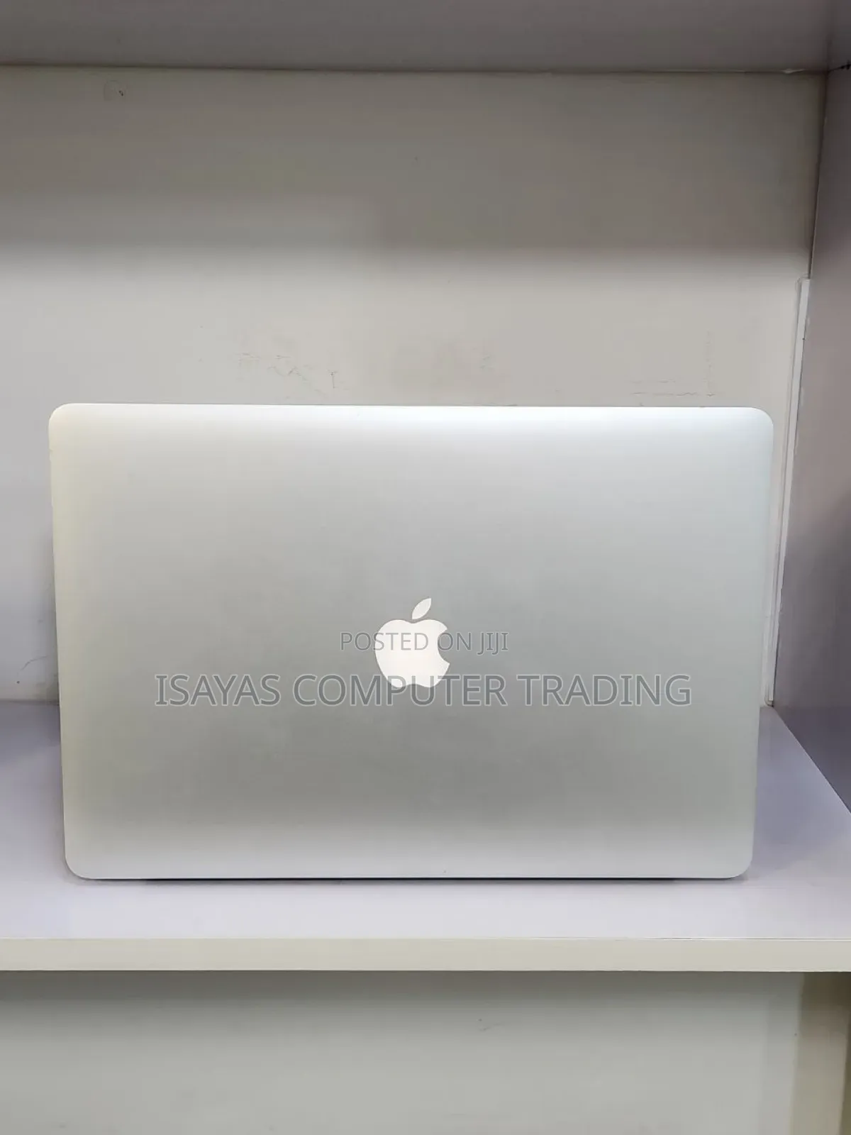 New Laptop Apple MacBook 2015 16GB Intel Core I7 SSD 512GB