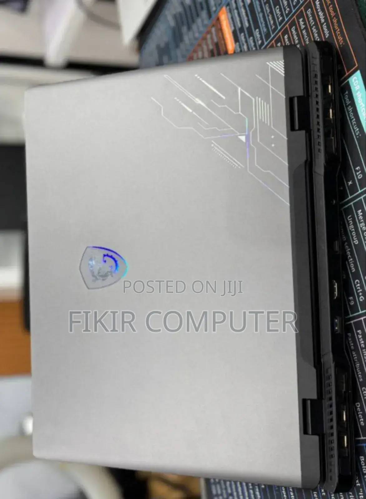 New Laptop MSI Raider GE68HX 13vi-202us 16GB Intel Core I7 SSD 1T