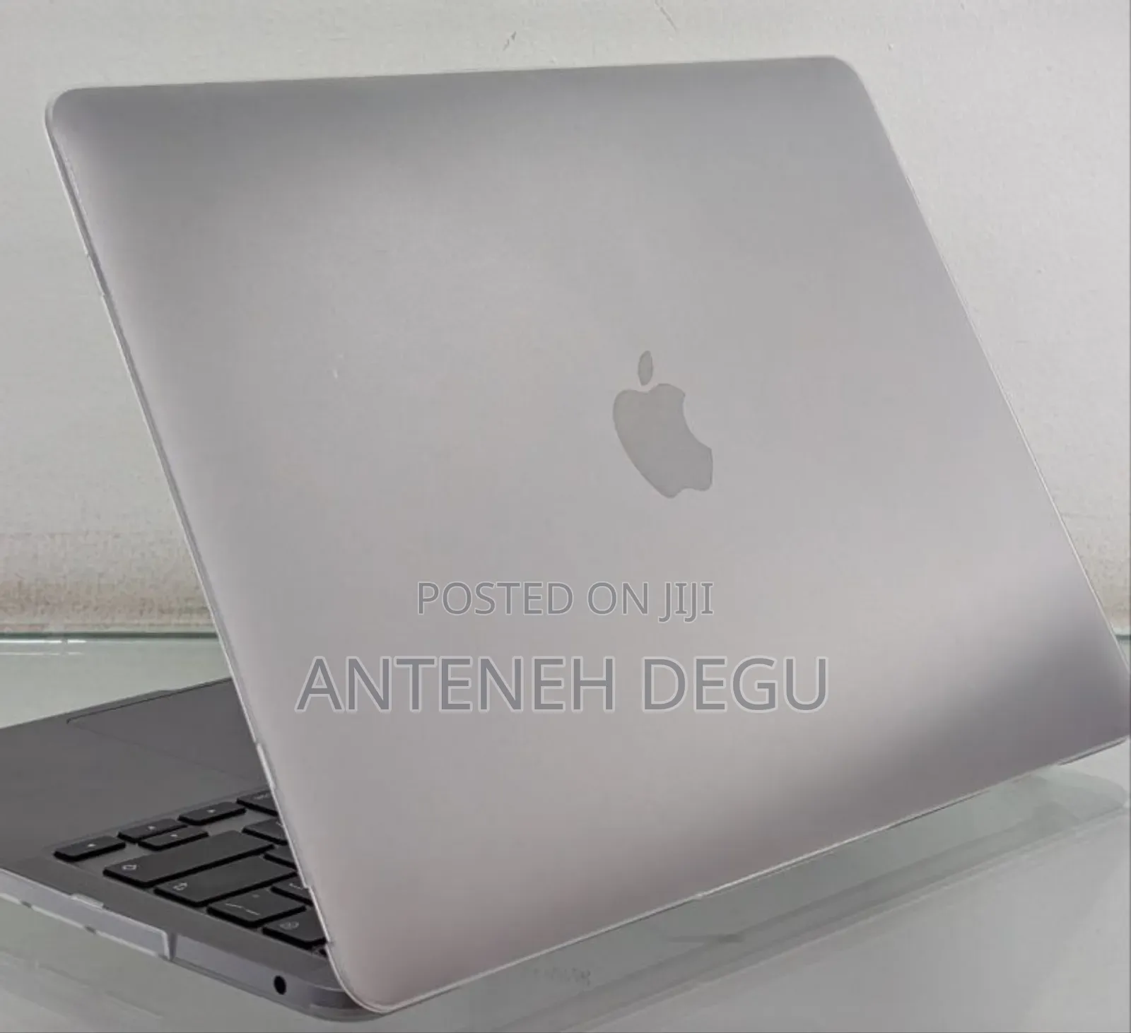 New Laptop Apple MacBook 8GB Apple M2 SSD 256GB