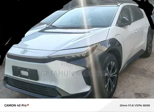 Photo - New Toyota bZ4X 2024 White