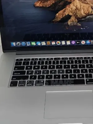 New Laptop Apple MacBook Pro 2015 16GB Intel Core I7 SSD 512GB