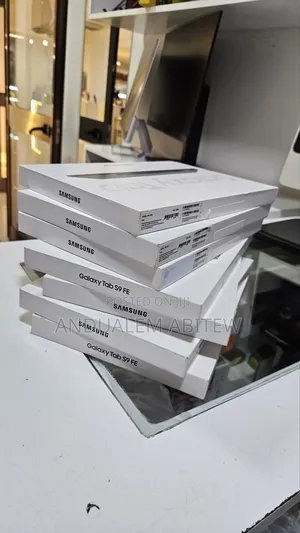 New Samsung Galaxy Tab S9 FE 128 GB Gray