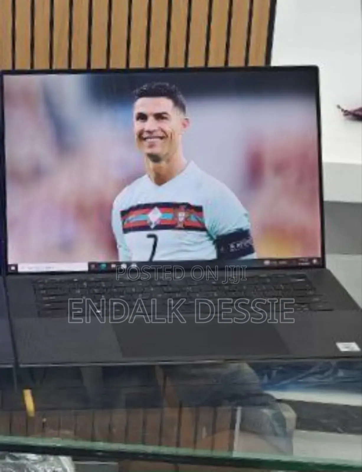 New Laptop Dell 16GB Intel Core I7 SSD 512GB