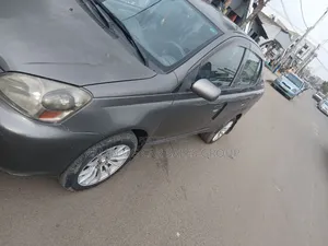 Toyota Platz 2004 Gray