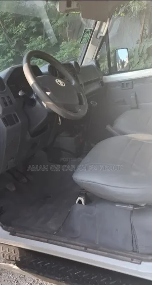 Toyota Land Cruiser 2012 White