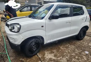 Photo - Suzuki S-Presso 2021 White