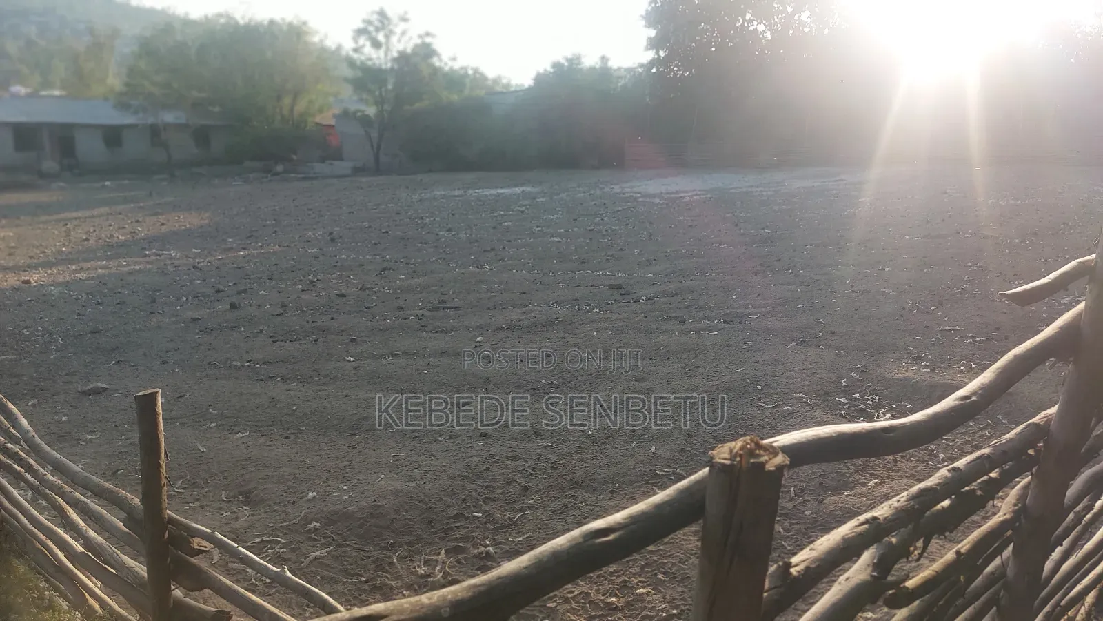 የከብት ማድለቢ Ware House