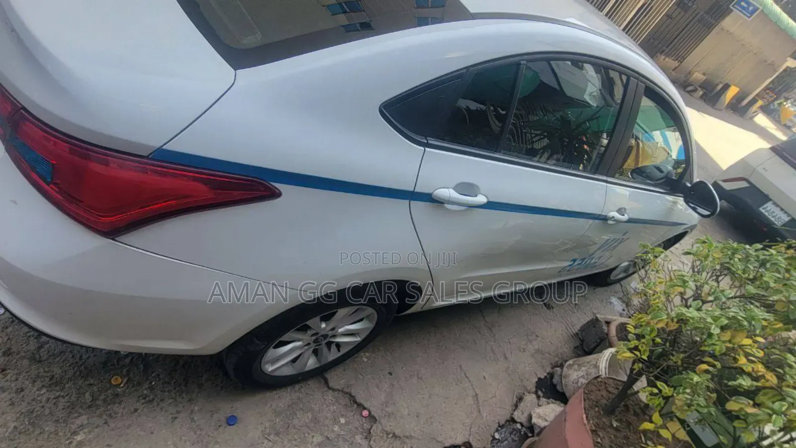 Chery Arrizo 5 2023 White