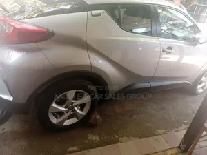 Toyota C-HR 2019 Silver