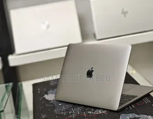 New Laptop Apple MacBook 2016 16GB Intel Core I7 SSD 512GB