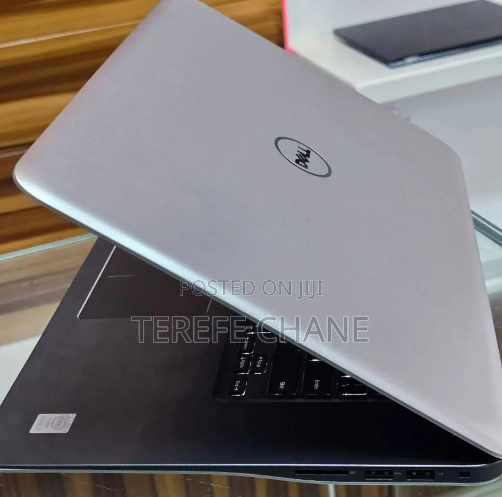 New Laptop Dell Inspiron 15 8GB Intel Core I7 SSD 1T