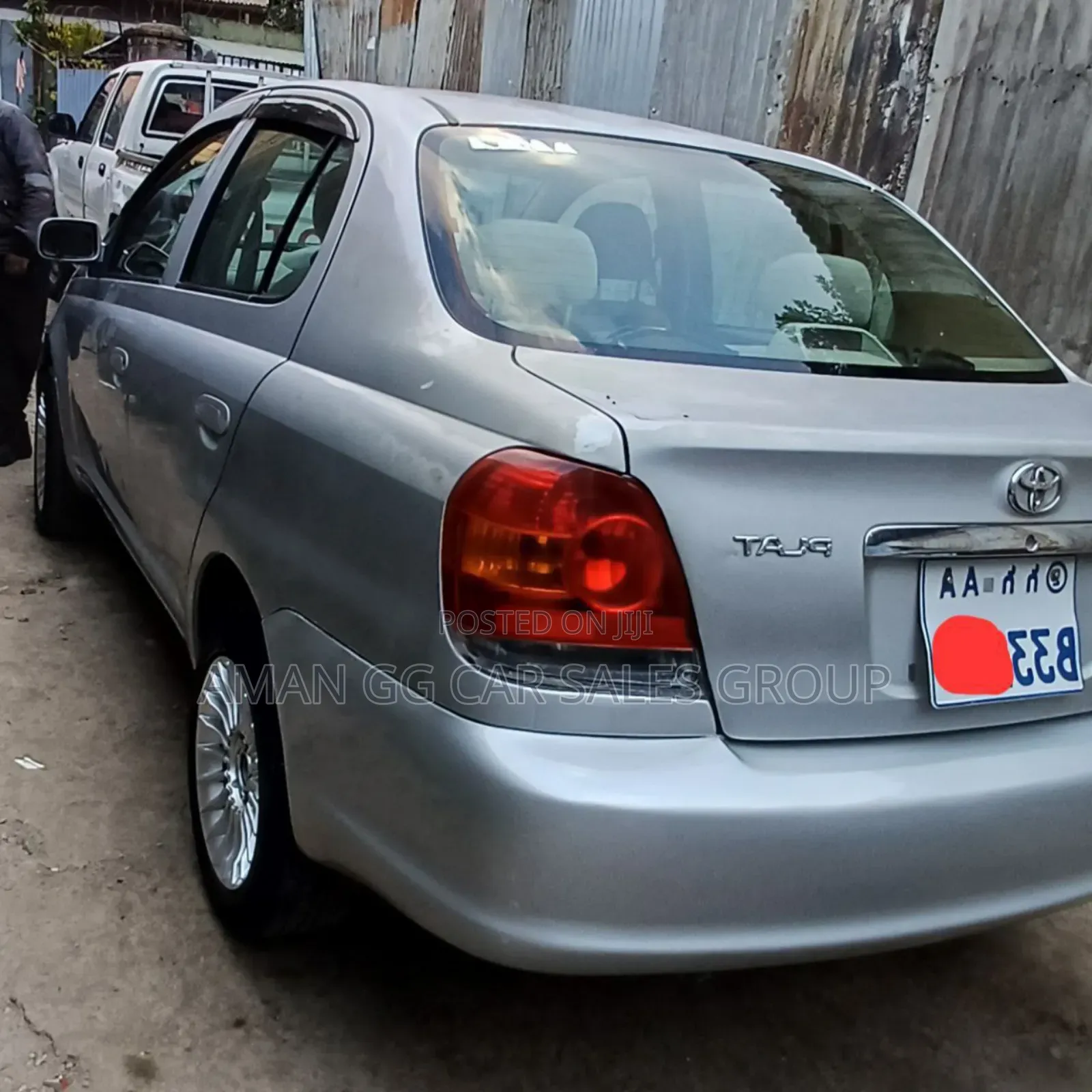 Toyota Platz 2003 Silver