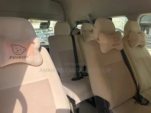 Toyota HiAce 2016 White