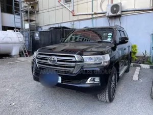 Toyota Land Cruiser 2018 Black