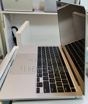 New Laptop Apple MacBook Pro M1 16GB Intel Core I7 SSD 512GB