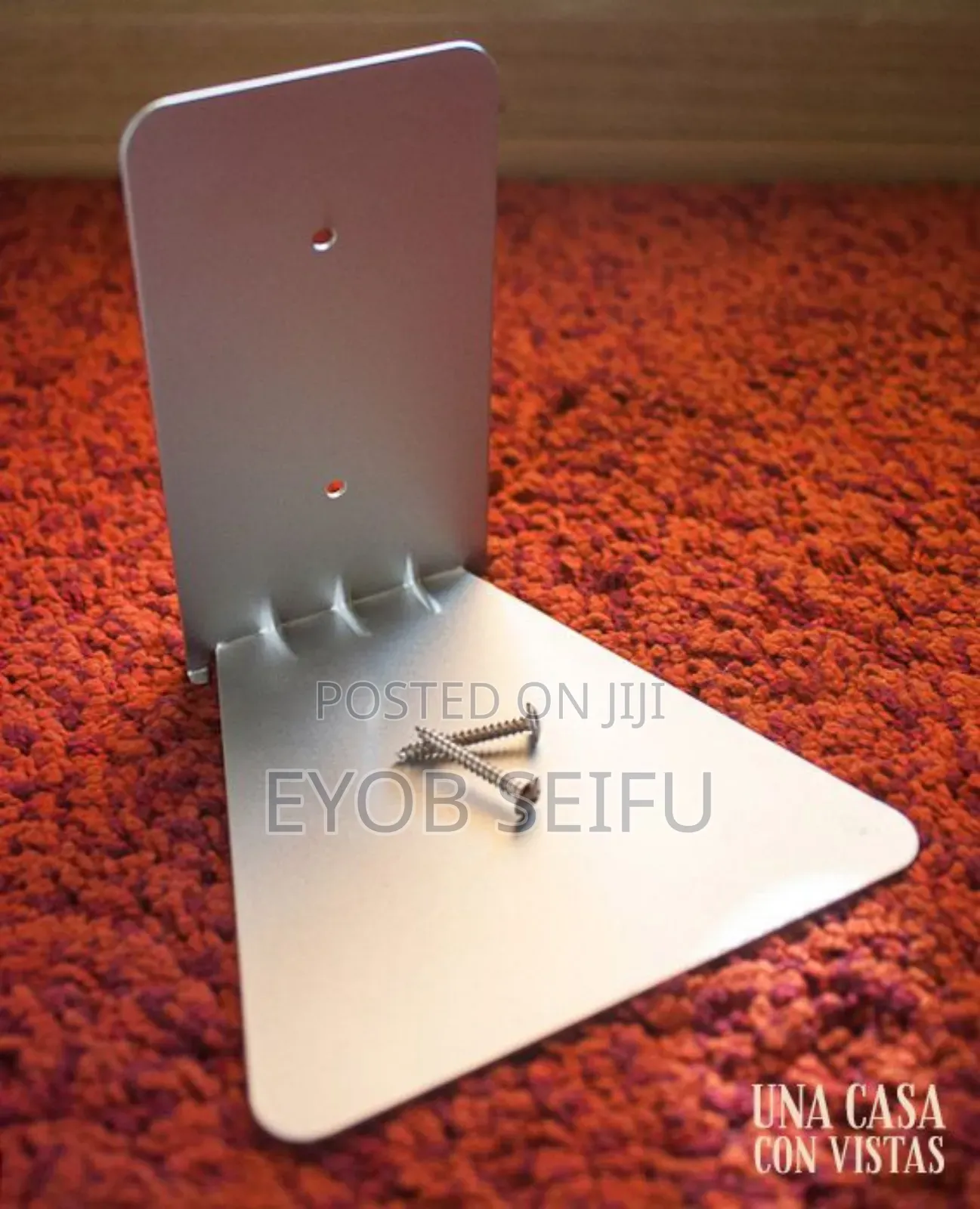 Asthetic and Minimalist Invisible Book Shelves