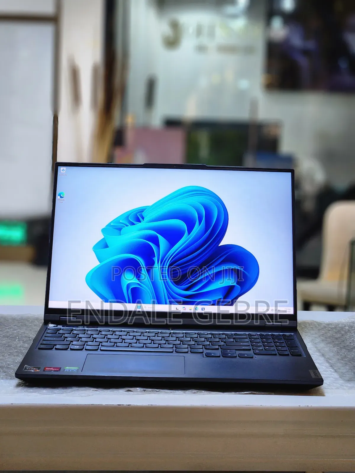 New Laptop Lenovo Legion 5 16GB AMD Ryzen 7 SSD 1T