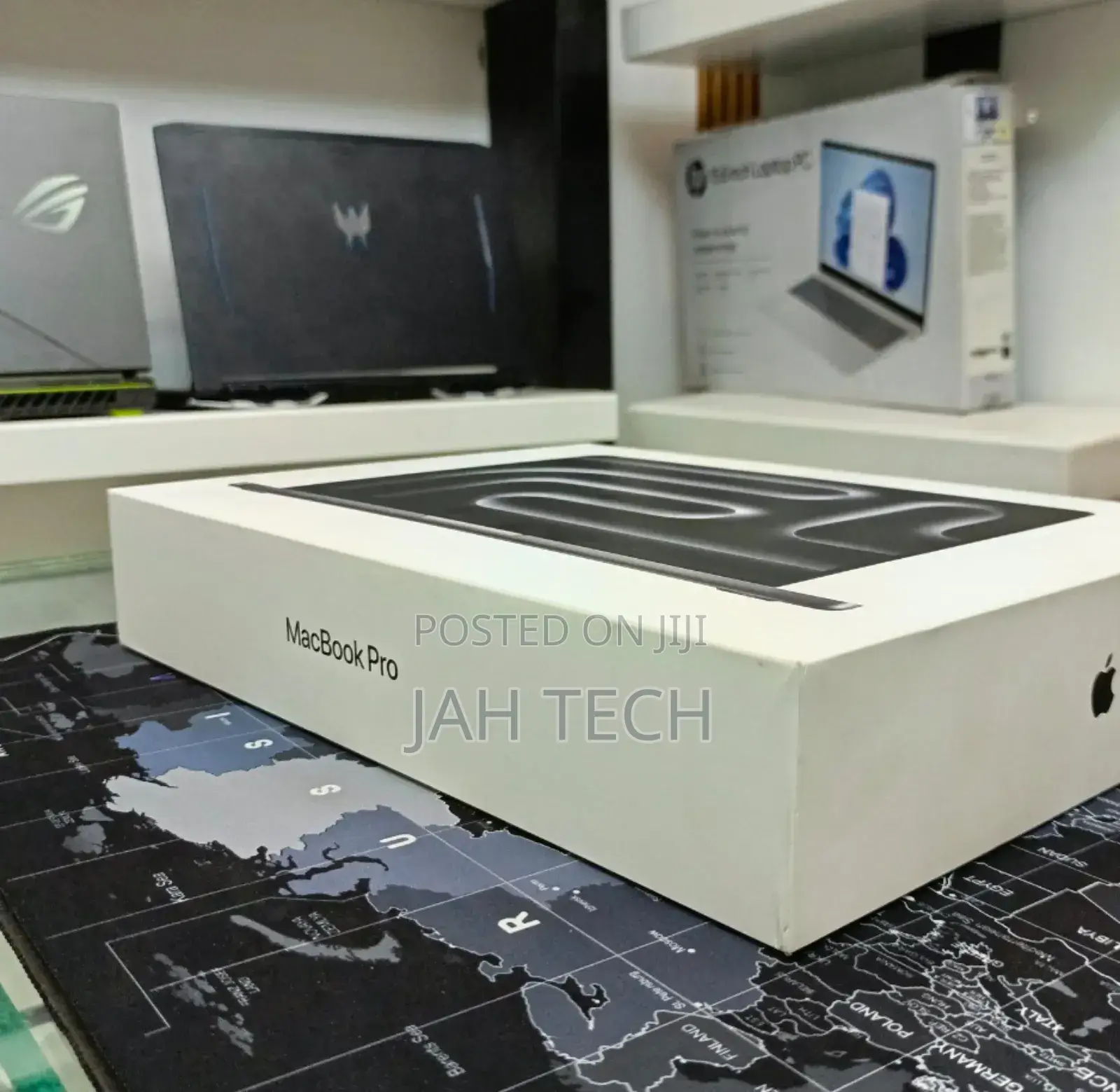 New Apple MacBook Pro 2024 M4 14-Inch 24GB Apple M4 Pro SSD 512GB