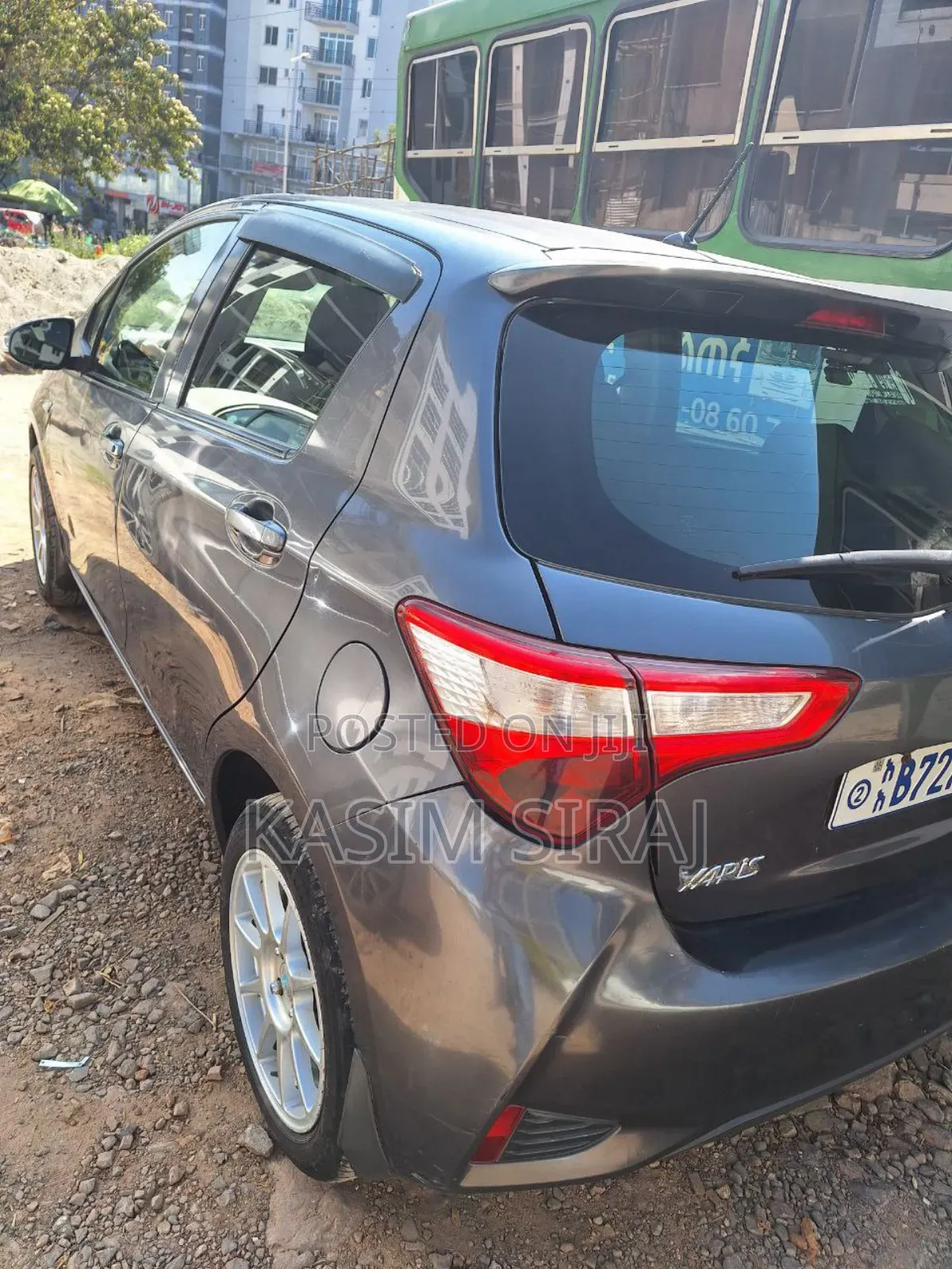 Toyota Yaris L Hatchback 5dr 2018 Gray