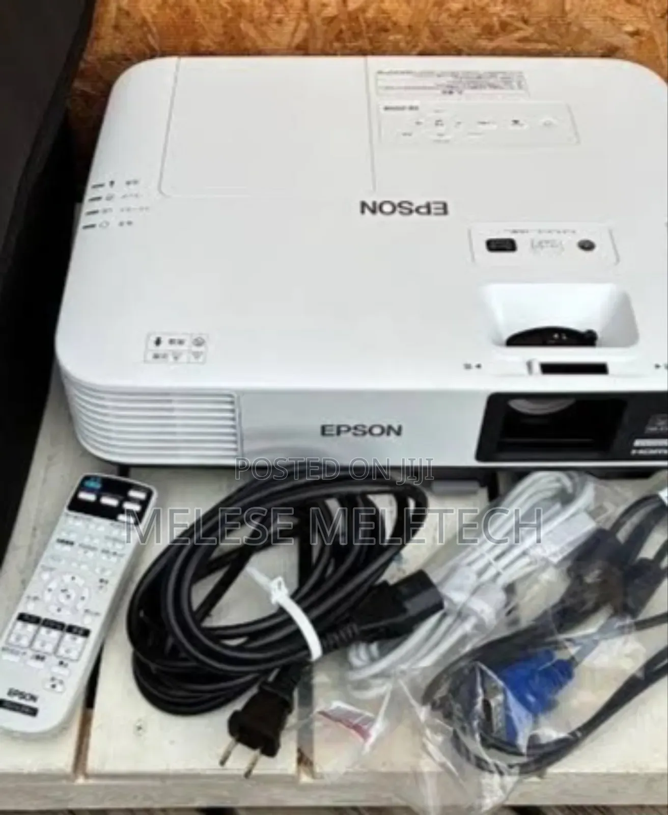 New Epson 2250u Model Wireless Projector