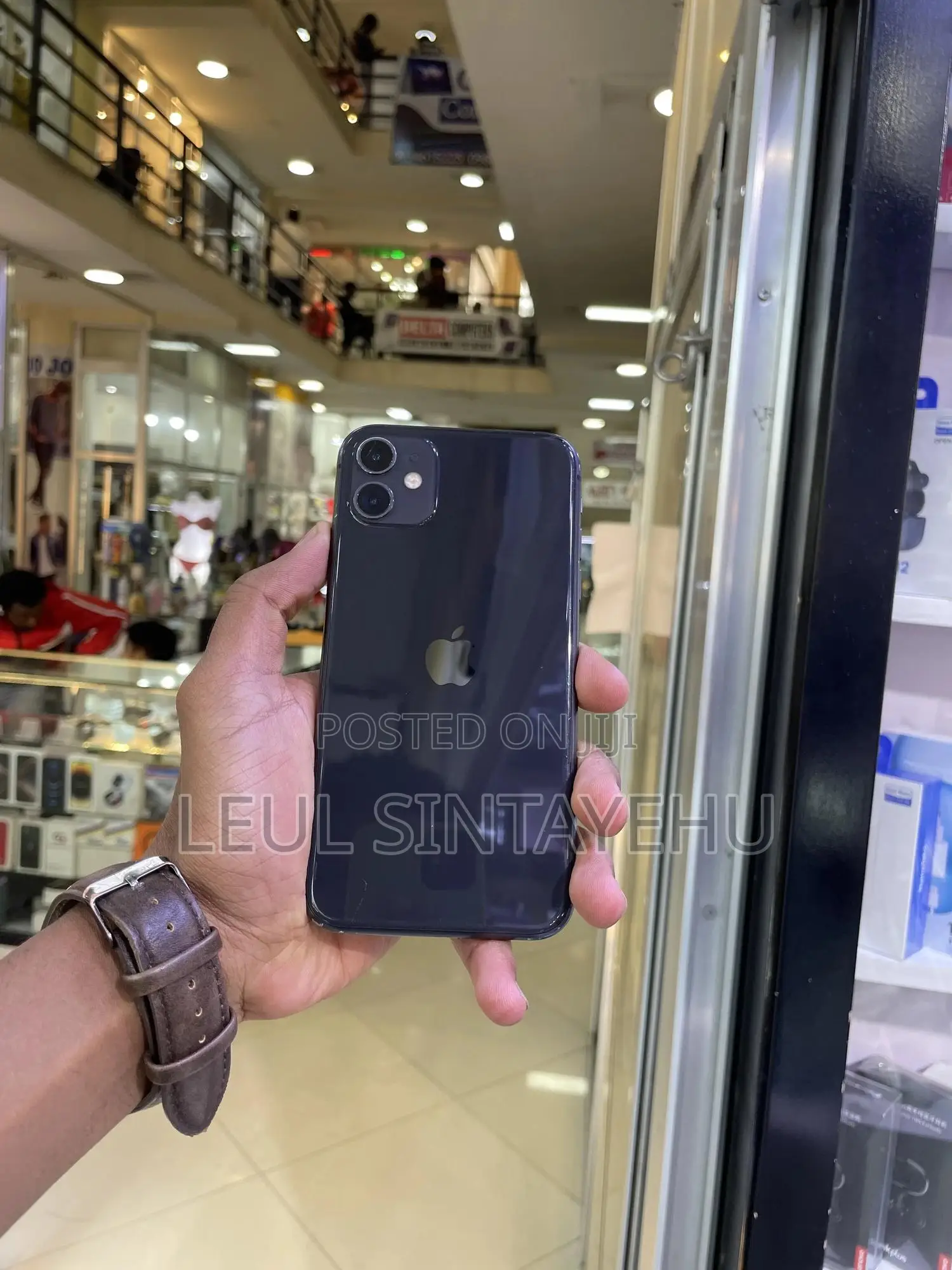 Apple iPhone 11 64 GB Black