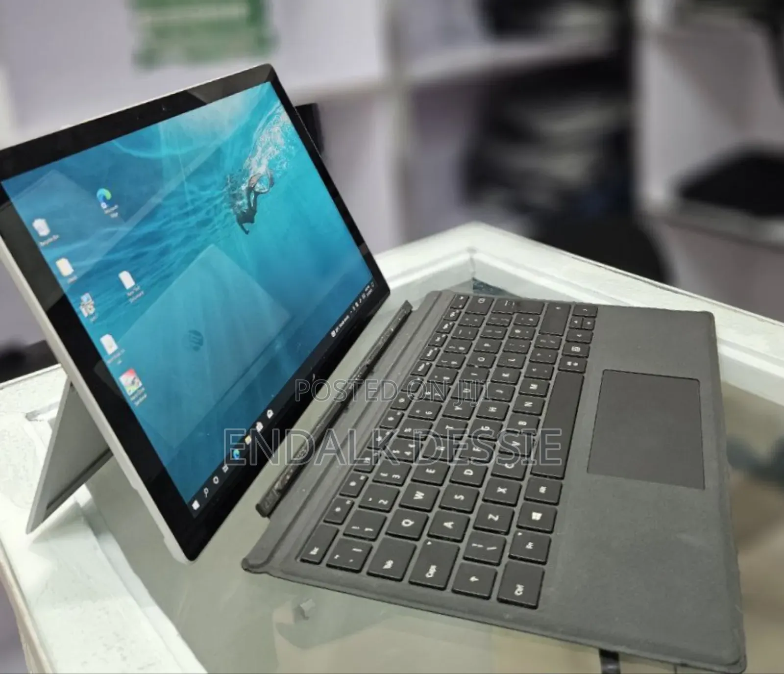 New Laptop Microsoft Surface Pro 7 16GB Intel Core I7 SSD 256GB