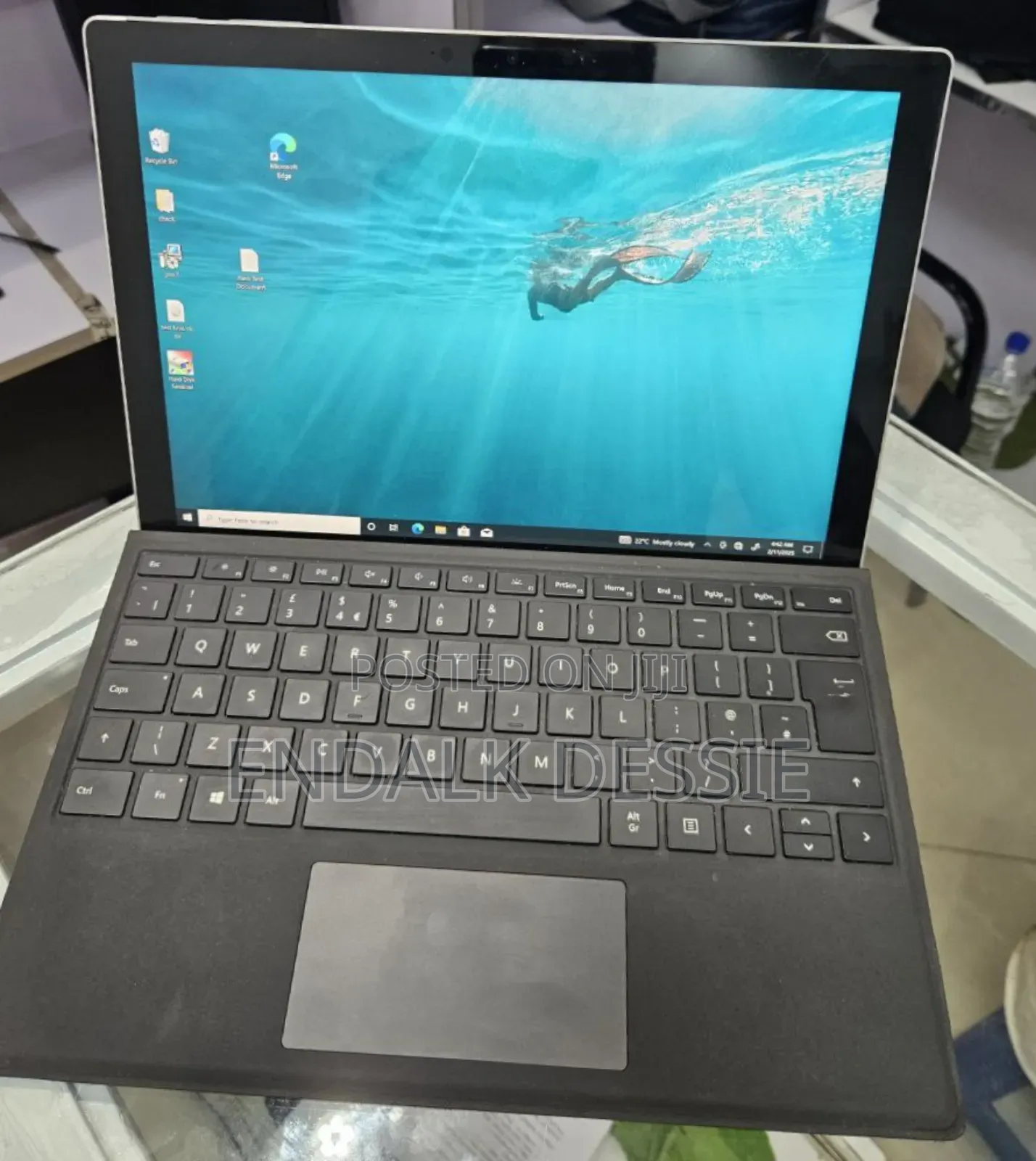 New Laptop Microsoft Surface Pro 7 16GB Intel Core I7 SSD 256GB
