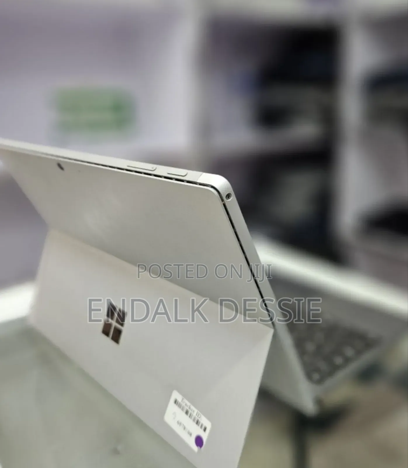 New Laptop Microsoft Surface Pro 7 16GB Intel Core I7 SSD 256GB