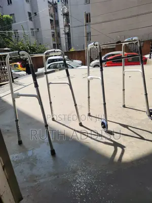 With Wheels Walker Rubber Slide Controller Walking Aid腕帶walker Medical