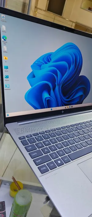 New Laptop Lenovo ThinkPad X1 Carbon 16GB Intel Core I7 SSD 256GB