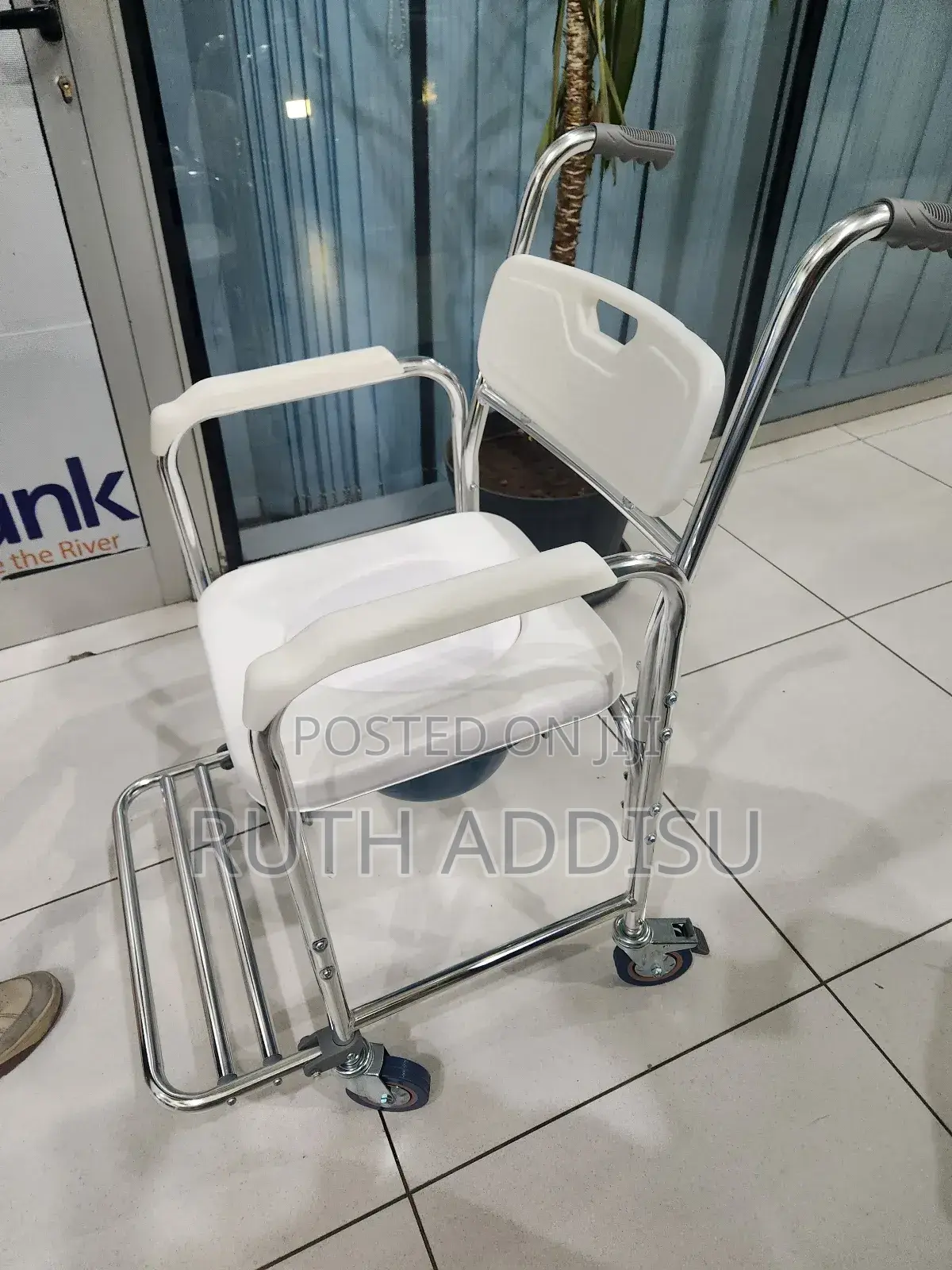 Commode Wheelchair癲癇toilet Wheelchair九月commode Wheelchair麴你toilet Chai