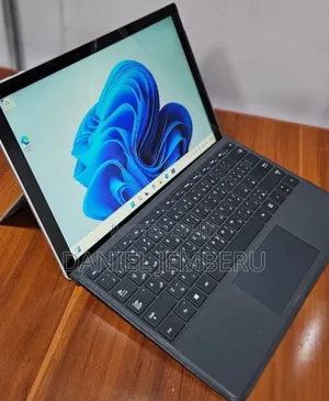 New Laptop Microsoft Surface Pro 7 8GB Intel Core I5 SSD 128GB