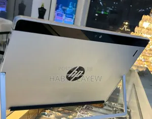 New Laptop HP X2 8GB Intel Core I7 SSD 256GB