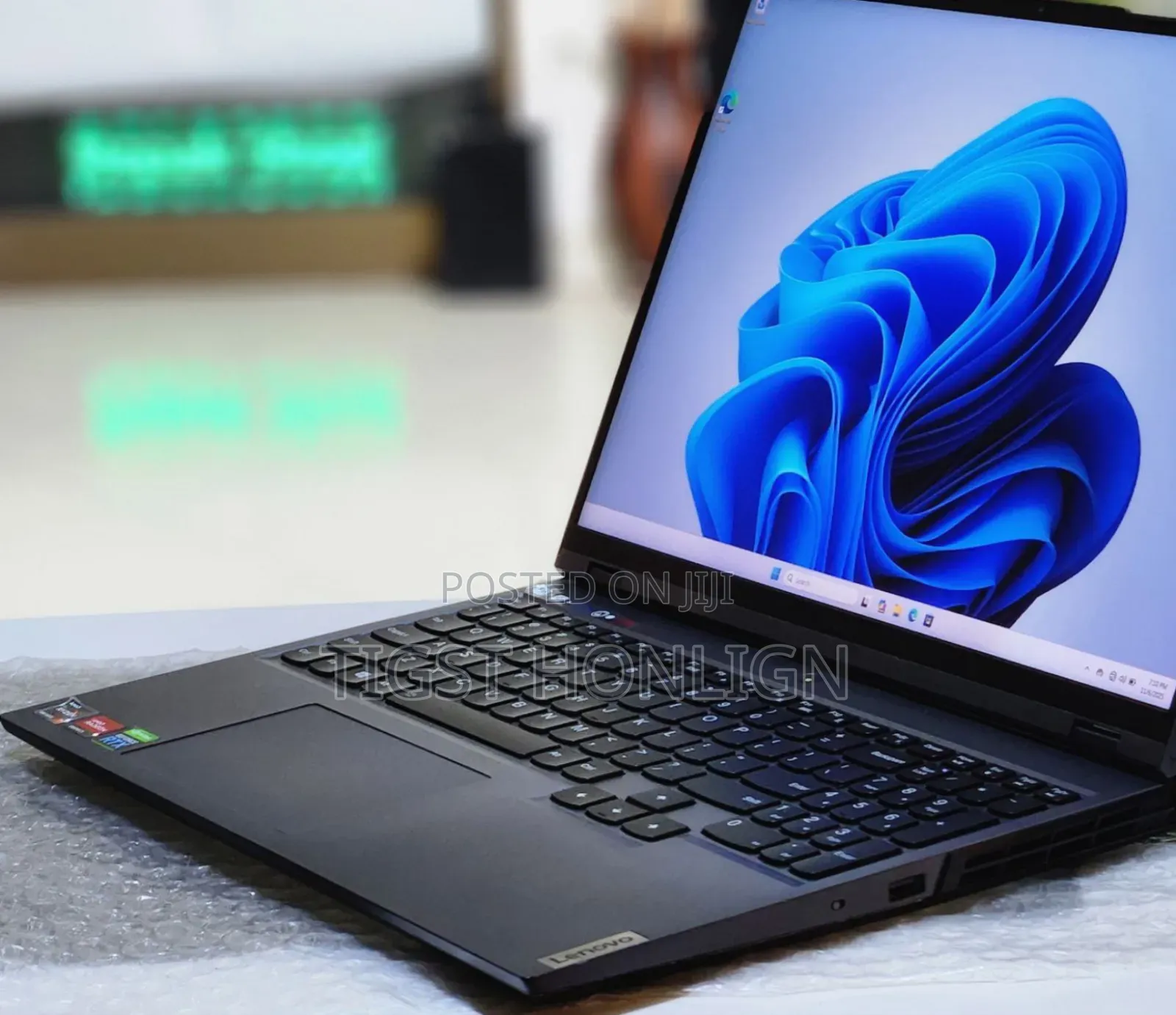 New Laptop Lenovo Legion 5 16GB AMD Ryzen 7 SSD 512GB