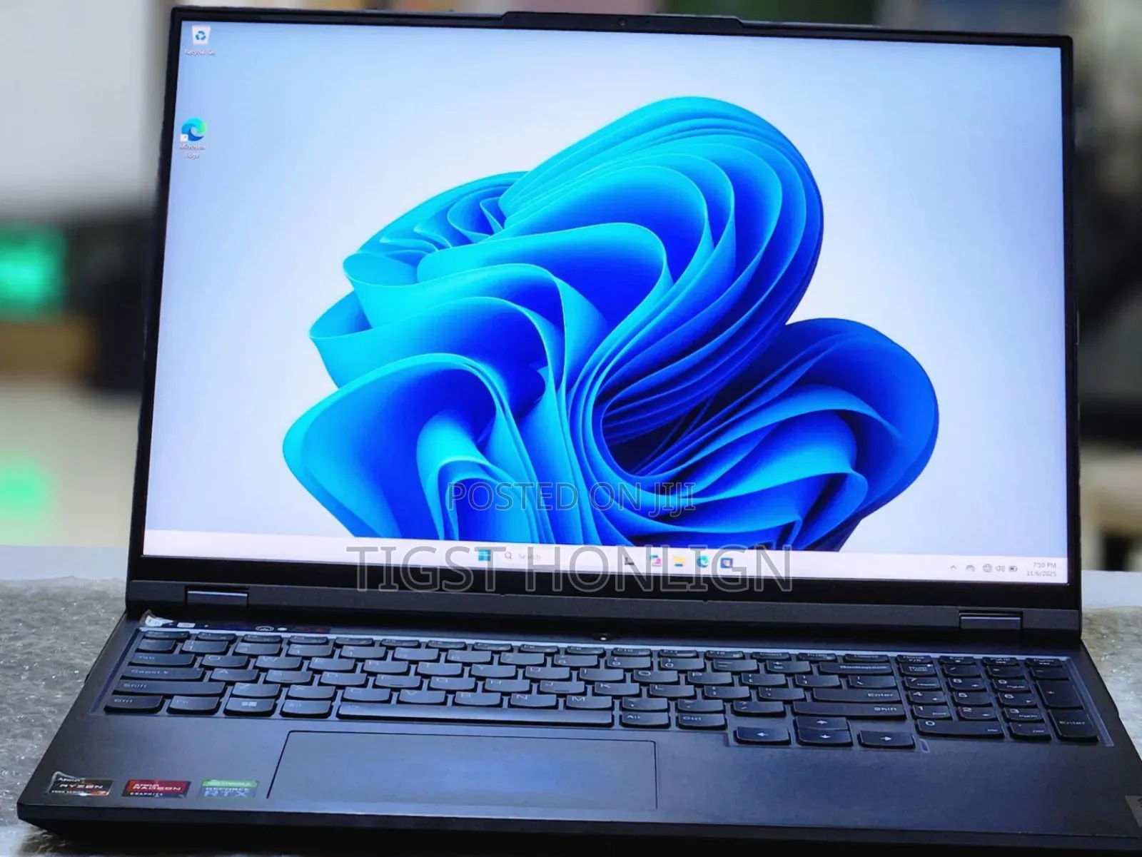 New Laptop Lenovo Legion 5 16GB AMD Ryzen 7 SSD 512GB