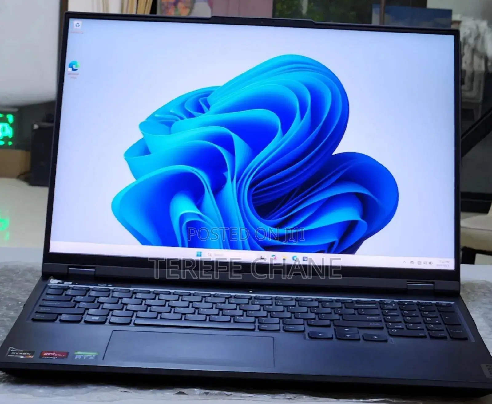 New Laptop Lenovo Legion 5 16GB AMD Ryzen 7 SSD 1T