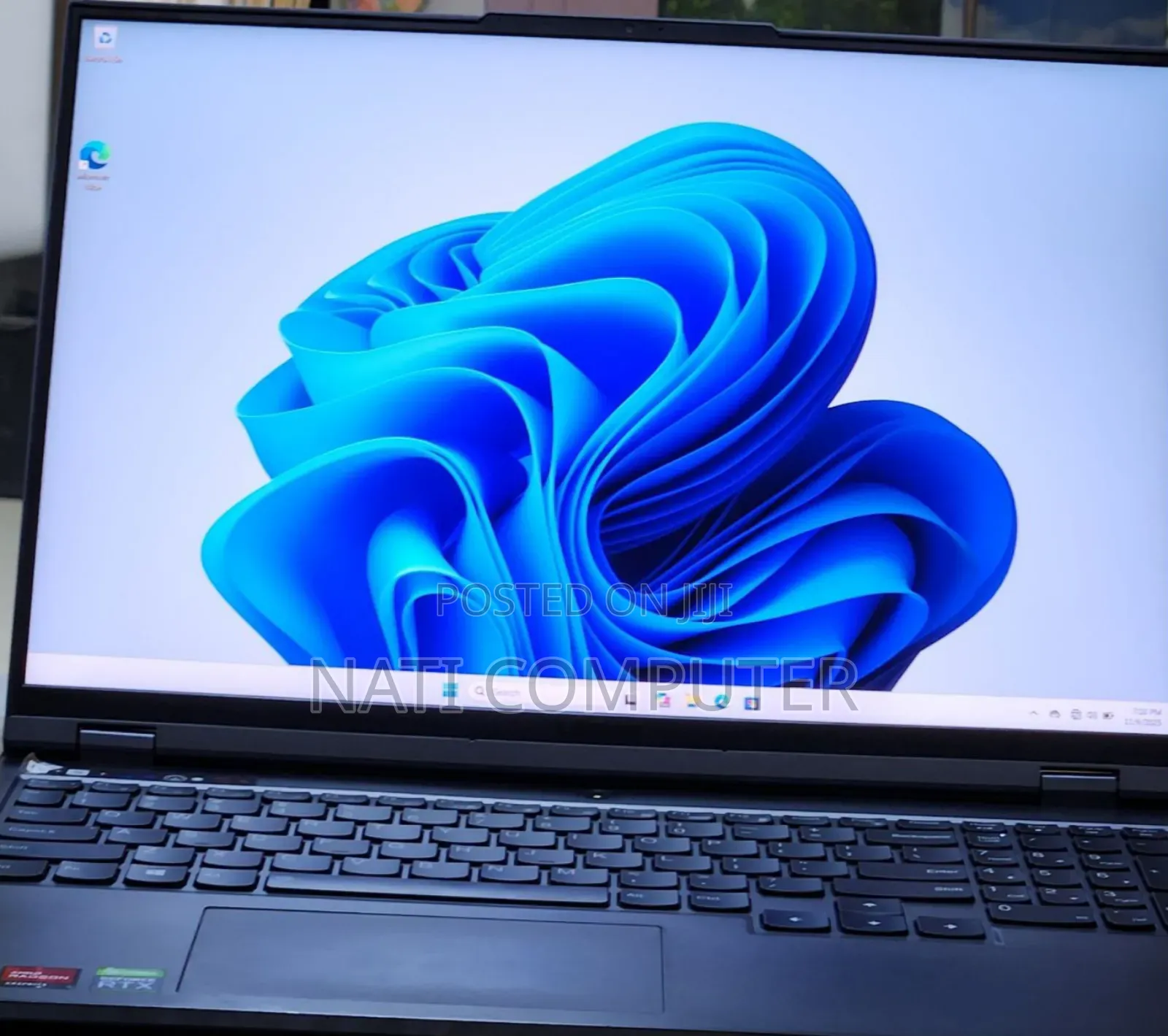 New Laptop Lenovo Legion 5 16GB AMD Ryzen 7 SSD 1T