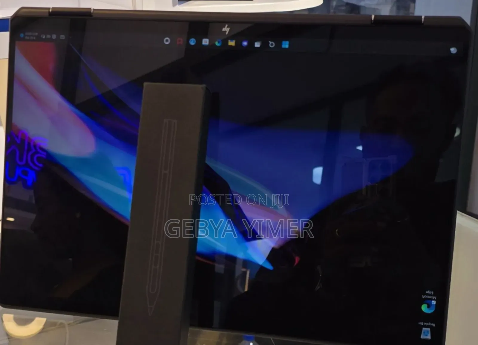 New Laptop HP Spectra 13 16GB Intel Core I7 SSD 1T