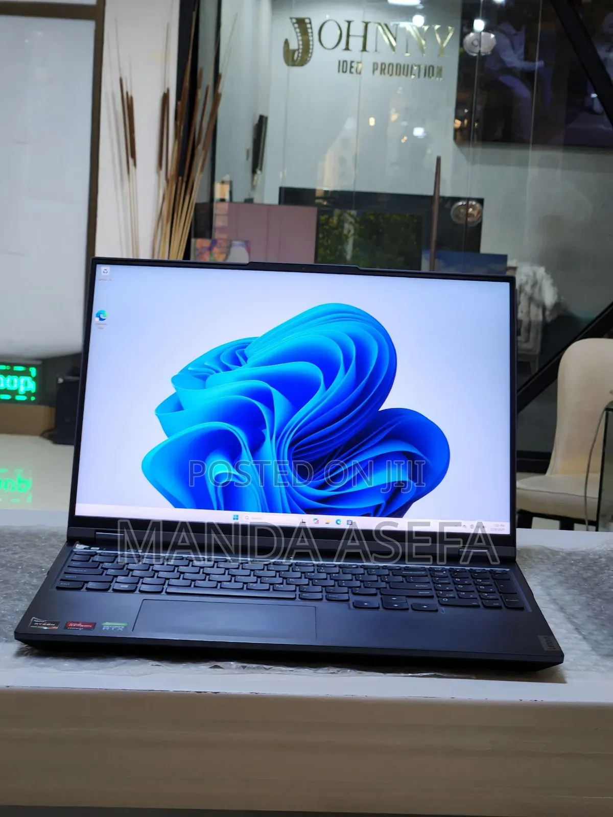 New Laptop Lenovo Legion 5 16GB AMD Ryzen 7 SSD 1T