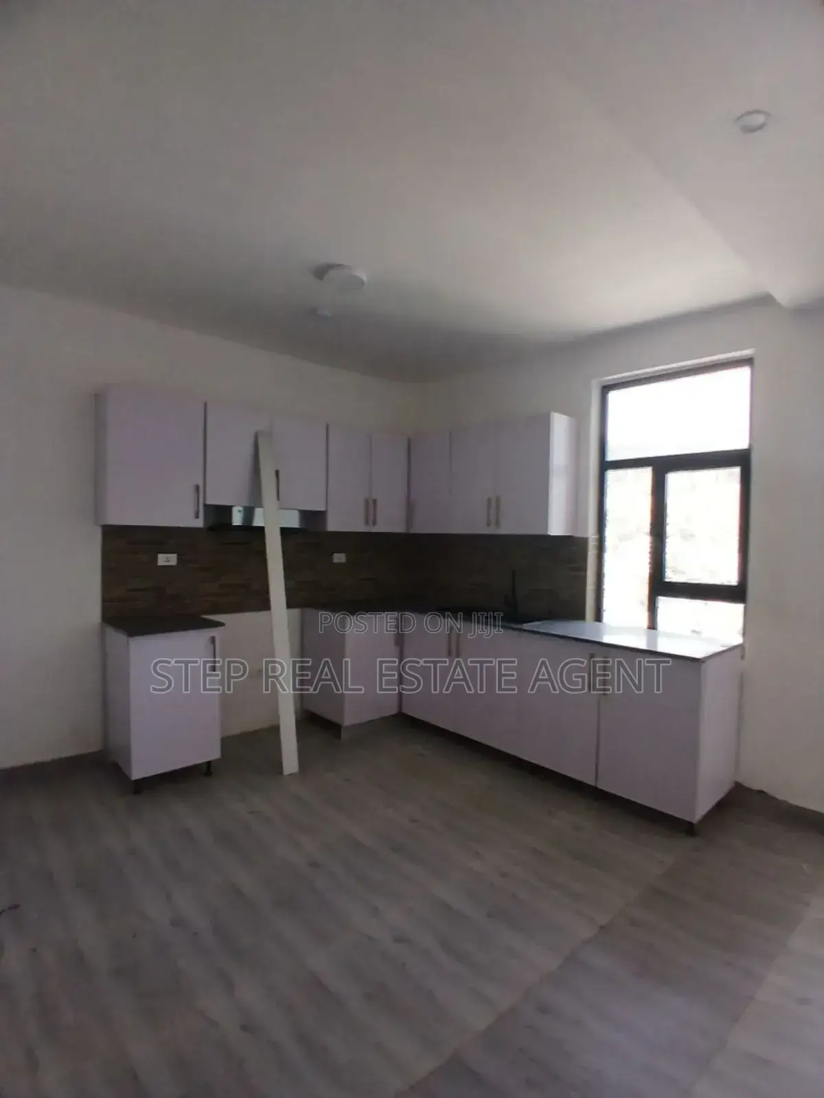 3bdrm Apartment in Yeka for rent
