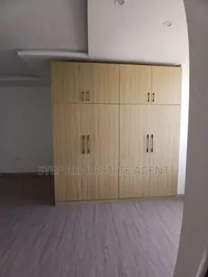 3bdrm Apartment in Yeka for rent