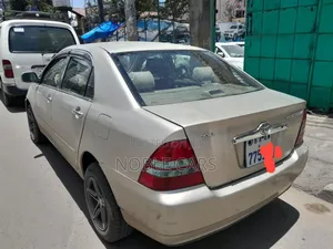 Toyota Corolla 2003 Gold