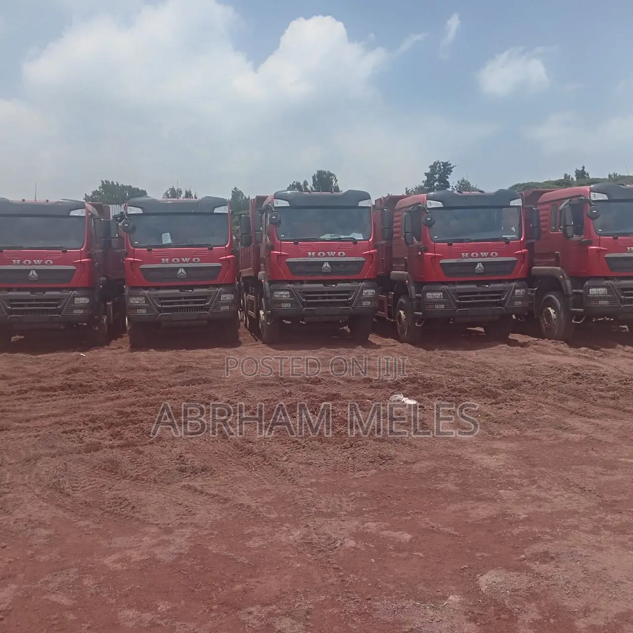 Howo Heavy-Duty Dump Trucks – Reliable and Powerful for All Your Needs