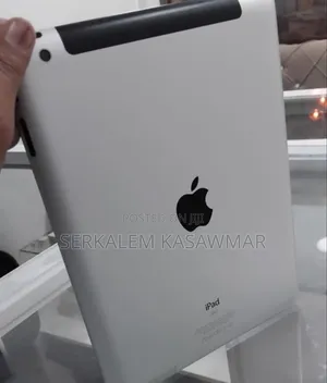 Photo - New Apple iPad 3 Wi-Fi + Cellular 32 GB Gray