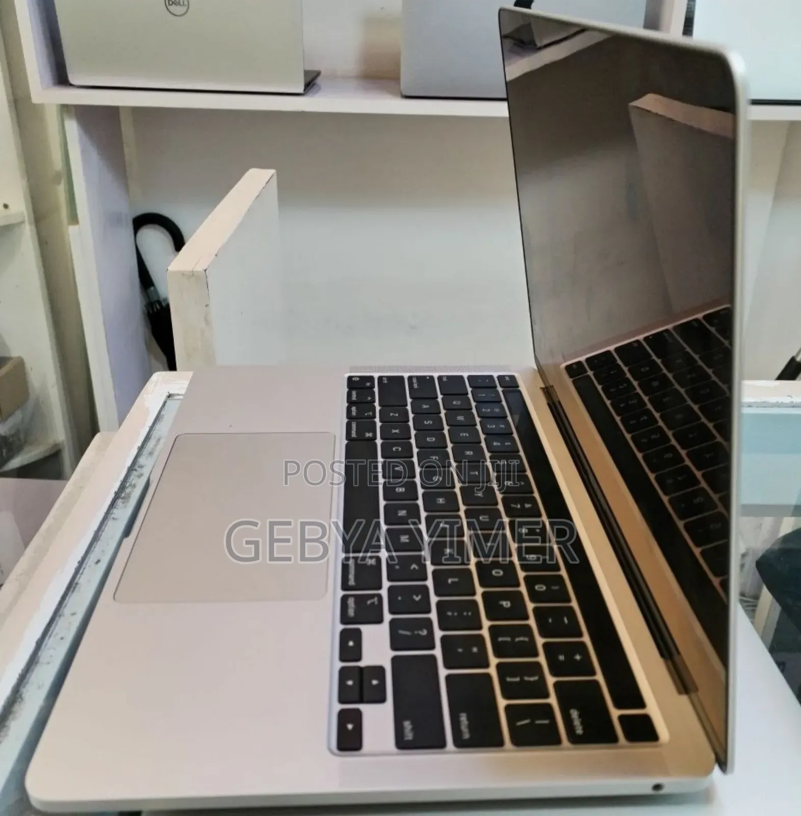 New Laptop Apple MacBook Pro M1 16GB Apple M1 SSD 512GB