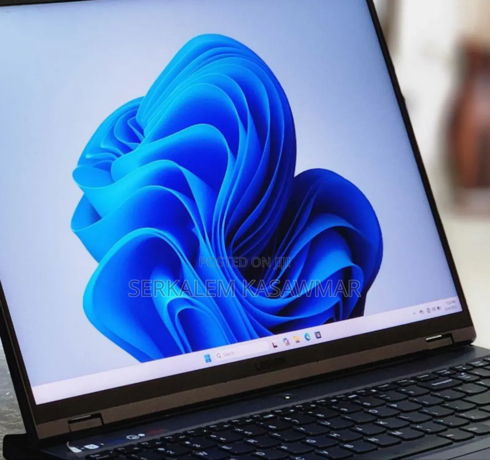 New Laptop Lenovo Legion 5 16GB AMD Ryzen 7 SSD 1T