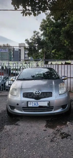 Toyota Yaris 2006 Gray