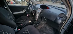Toyota Yaris 2006 Gray