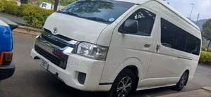 Photo - Toyota HiAce 2021 White